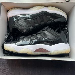 Jordan 11 low 72-10